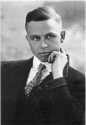 Рекс Стаут, 1916 год Рекс Стаут, 1916 год